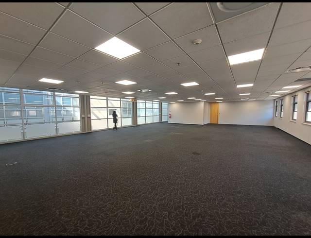 1,295M² OFFICE TO LET IN MELROSE ARCH
